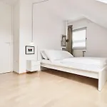 Matic Spacious Modern Apartma Ljubljana