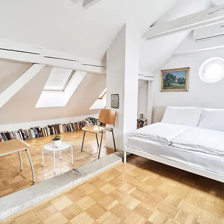 Apartment Matic Spacious Modern