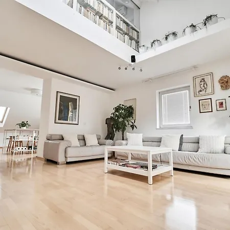 Apartment Matic Spacious Modern *