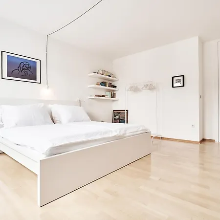 Matic Spacious Modern Apartment *