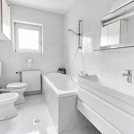 Apartment Matic Spacious Modern *