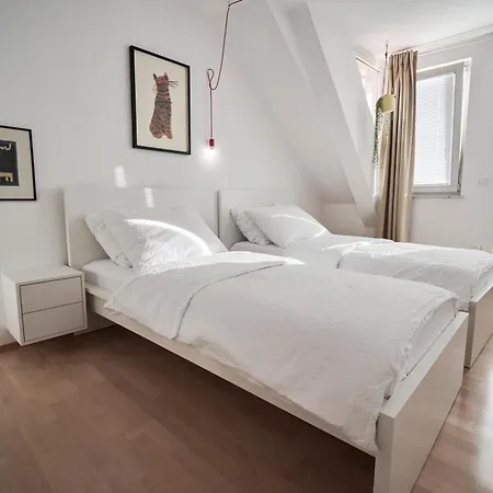 Matic Spacious Modern Apartment *