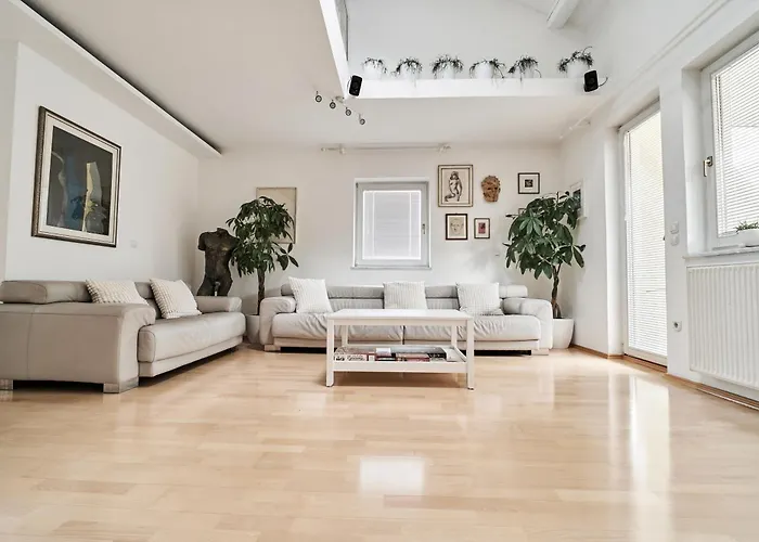 Matic Spacious Modern Λιουμπλιάνα